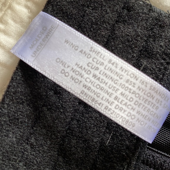 Livi Active Sports Bra - Picture 5 of 6